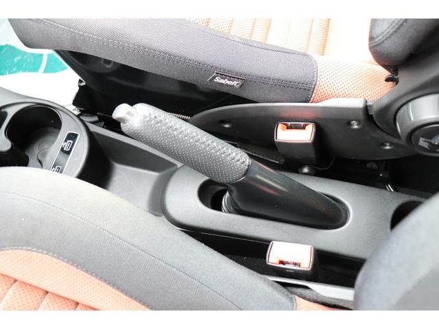 アバルト595 コンペティツィオーネ Uconnect7インチディスプレイ/バイキセノン/前後ドライブレコーダー/Bremboレッドキャリパー/サベルト製ハーフレザースポーツシート/レコードモンツァ/純正17インチアルミホイール/ETC(46枚目)