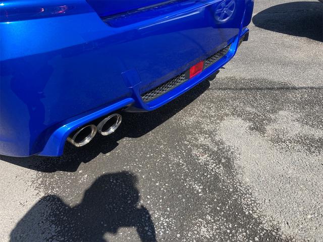 WRX STi 4WD ターボ Siドライブ 6速マニュアル車 ワンオーナー STiマフラー STi18インチアルミ カロッツェリアSDナビ フルセグTV Bluetooth ETC車載器 HIDヘッドライト(12枚目)