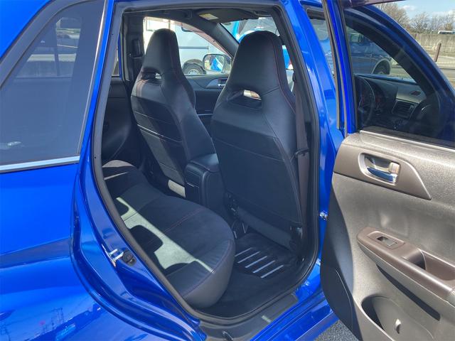 WRX STi 4WD ターボ Siドライブ 6速マニュアル車 ワンオーナー STiマフラー STi18インチアルミ カロッツェリアSDナビ フルセグTV Bluetooth ETC車載器 HIDヘッドライト(63枚目)