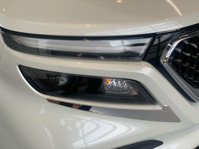 ソリオバンディット ハイブリッドＭＶ　ワンオーナー　禁煙車　純正９インチナビ　全方位モニター　両側電スラ　衝突軽減ブレーキ　ＨＵＤ　シートヒーター　ＥＴＣ　マット　バイザー　スマートキー　ＬＥＤヘッドライト（15枚目）