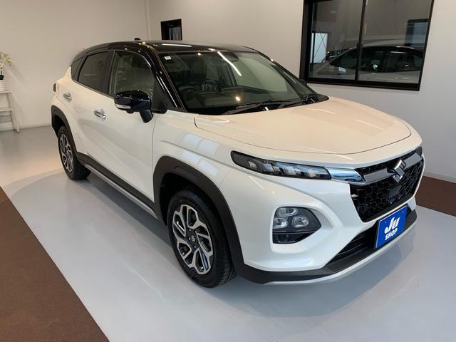フロンクス ベースグレード　届出済未使用車　純正９インチナビ　全方位モニター　ワイアレス充電器　衝突軽減ブレーキ　ＬＥＤヘッドライト　フロアマット　アダプティブクルコン　ＬＥＤヘッドライト　スマートキー２個（9枚目）