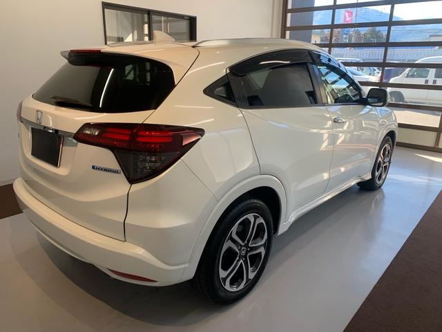 ヴェゼル ハイブリッドZ・ホンダセンシング ワンオーナー 禁煙車 アルパイン8インチナビ バックカメラ ETC ドラレコ 運転席パワーシート ハーフレザーシート シートヒーター 純正17インチアルミ(11枚目)