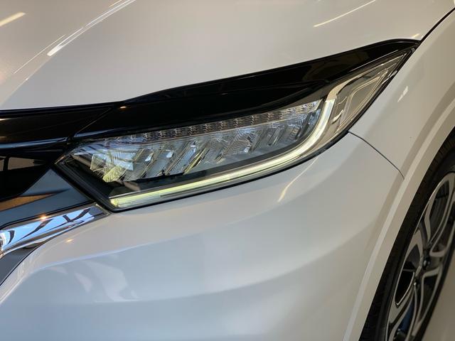 ヴェゼル ハイブリッドZ・ホンダセンシング ワンオーナー 禁煙車 アルパイン8インチナビ バックカメラ ETC ドラレコ 運転席パワーシート ハーフレザーシート シートヒーター 純正17インチアルミ(13枚目)