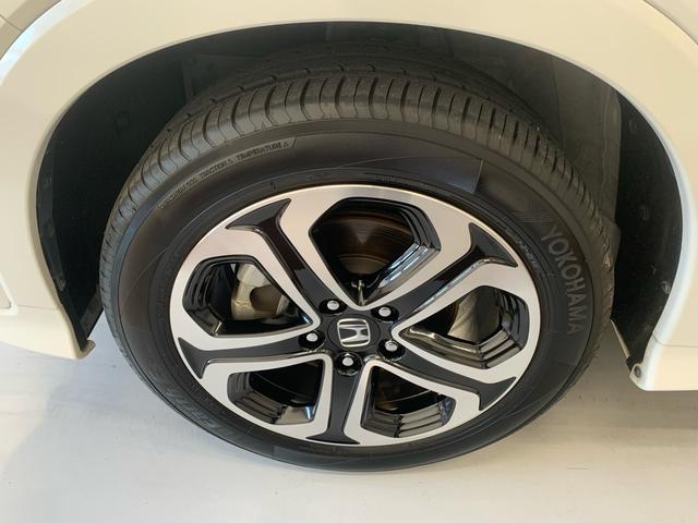 ヴェゼル ハイブリッドZ・ホンダセンシング ワンオーナー 禁煙車 アルパイン8インチナビ バックカメラ ETC ドラレコ 運転席パワーシート ハーフレザーシート シートヒーター 純正17インチアルミ(20枚目)