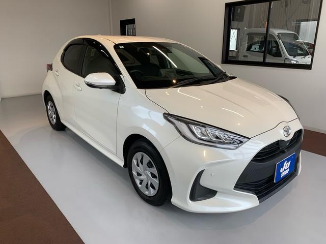 ヤリス G ワンオーナー 禁煙車 純正ディスプレイオーディオ パノラミックビューモニター ETC 前後ドラレコ スマートキー LEDヘッドライト シートヒーター(10枚目)