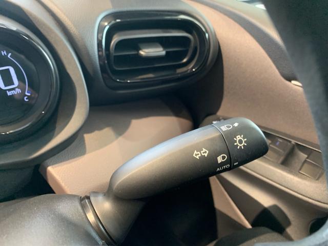 ヤリス G ワンオーナー 禁煙車 純正ディスプレイオーディオ パノラミックビューモニター ETC 前後ドラレコ スマートキー LEDヘッドライト シートヒーター(32枚目)