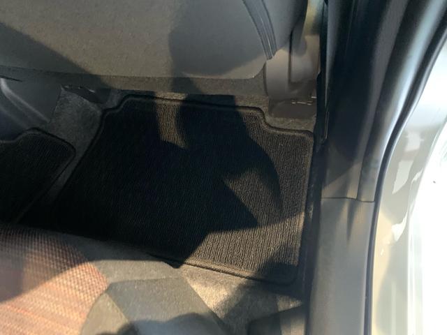 ヤリス G ワンオーナー 禁煙車 純正ディスプレイオーディオ パノラミックビューモニター ETC 前後ドラレコ スマートキー LEDヘッドライト シートヒーター(35枚目)