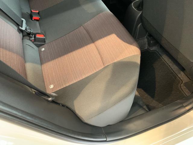 ヤリス G ワンオーナー 禁煙車 純正ディスプレイオーディオ パノラミックビューモニター ETC 前後ドラレコ スマートキー LEDヘッドライト シートヒーター(36枚目)