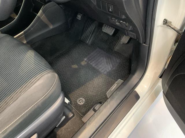 プリウスアルファ Sツーリングセレクション ワンオーナー ストラーダSDナビ バックカメラ ETC 社外16インチアルミ LEDヘッドライト オートライト 5人乗り(20枚目)