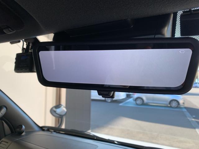 ハイエースバン スーパーＧＬ　ダークプライムＩＩ　禁煙車　ワンオーナー　ディーゼルターボ　ストラーダＳＤナビ　パノラミックビューモニター　ドラレコ前後　ＥＴＣ　デジタルインナーミラー　　１７インチ社外アルミ　ホワイトレタータイヤ（7枚目）