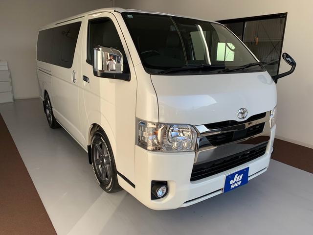 ハイエースバン スーパーＧＬ　ダークプライムＩＩ　禁煙車　ワンオーナー　ディーゼルターボ　ストラーダＳＤナビ　パノラミックビューモニター　ドラレコ前後　ＥＴＣ　デジタルインナーミラー　　１７インチ社外アルミ　ホワイトレタータイヤ（13枚目）