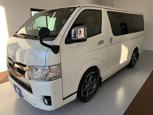 ハイエースバン スーパーＧＬ　ダークプライムＩＩ　禁煙車　ワンオーナー　ディーゼルターボ　ストラーダＳＤナビ　パノラミックビューモニター　ドラレコ前後　ＥＴＣ　デジタルインナーミラー　　１７インチ社外アルミ　ホワイトレタータイヤ（14枚目）