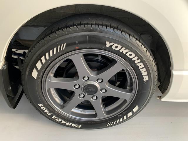 ハイエースバン スーパーＧＬ　ダークプライムＩＩ　禁煙車　ワンオーナー　ディーゼルターボ　ストラーダＳＤナビ　パノラミックビューモニター　ドラレコ前後　ＥＴＣ　デジタルインナーミラー　　１７インチ社外アルミ　ホワイトレタータイヤ（24枚目）