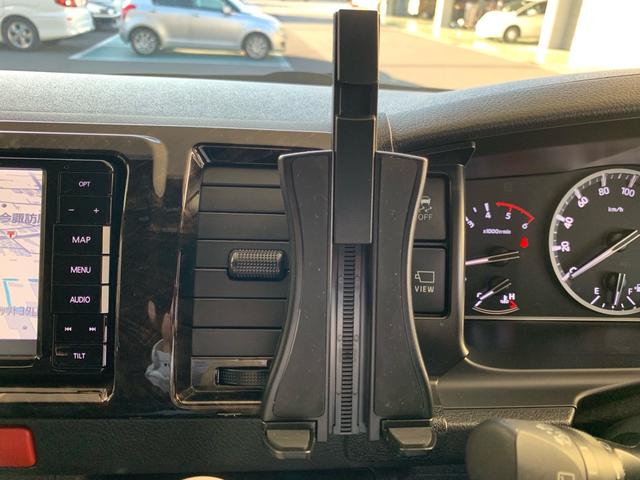 ハイエースバン スーパーＧＬ　ダークプライムＩＩ　禁煙車　ワンオーナー　ディーゼルターボ　ストラーダＳＤナビ　パノラミックビューモニター　ドラレコ前後　ＥＴＣ　デジタルインナーミラー　　１７インチ社外アルミ　ホワイトレタータイヤ（44枚目）