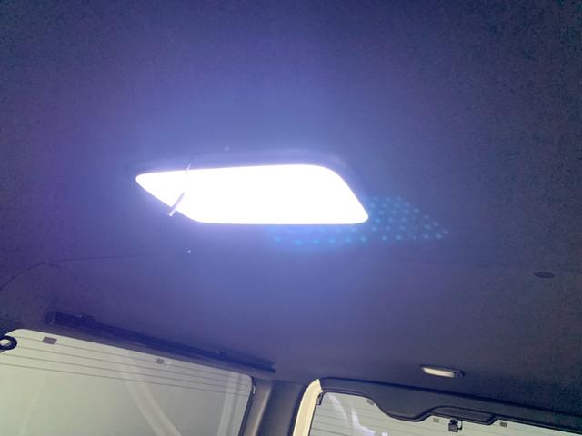 ハイエースバン スーパーＧＬ　ダークプライムＩＩ　禁煙車　ワンオーナー　ディーゼルターボ　ストラーダＳＤナビ　パノラミックビューモニター　ドラレコ前後　ＥＴＣ　デジタルインナーミラー　　１７インチ社外アルミ　ホワイトレタータイヤ（61枚目）