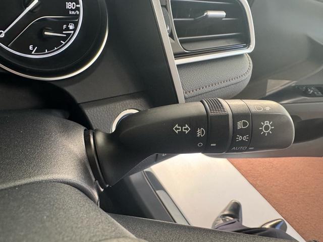 �z�[���y�[�W���j���[�A���I�T�g�E�I�[�g�V���b�v�Ō����I