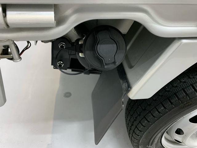 キャリイトラック KCエアコン・パワステ 4WD オートマ ストラーダSDナビ バックカメラ 前後ドラレコ ETC ワンオーナー 禁煙車 オートライト フルセグTV Bluetooth(30枚目)