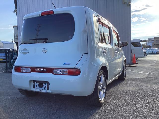 キューブ １５Ｇ　ナビ　バックカメラ　キーレス　ワンセグ　ガラスルーフ　車検整備付（10枚目）