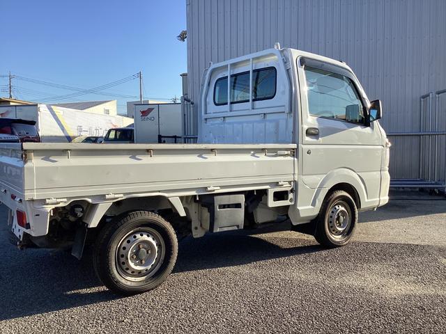 ＮＴ１００クリッパートラック 　エアコン　パワステ　４ＷＤ　車検整備付（9枚目）