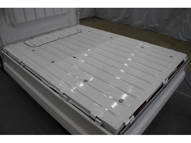 サンバートラック ＴＢ　５速マニュアル　４ＷＤ（13枚目）