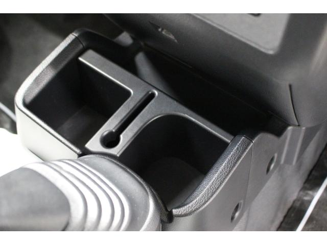 サンバートラック ＴＢ　５速マニュアル　４ＷＤ（22枚目）