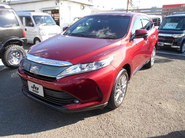 プレミアム サンルーフ 車線逸脱 パワーゲート 禁煙 衝突軽減装置 オートクルーズ Bカメ 半革 BT LED アイスト SDナビ 電動シート フルセグ ナビTV スマートキー DVD キーレス 盗難防止システム(7枚目)