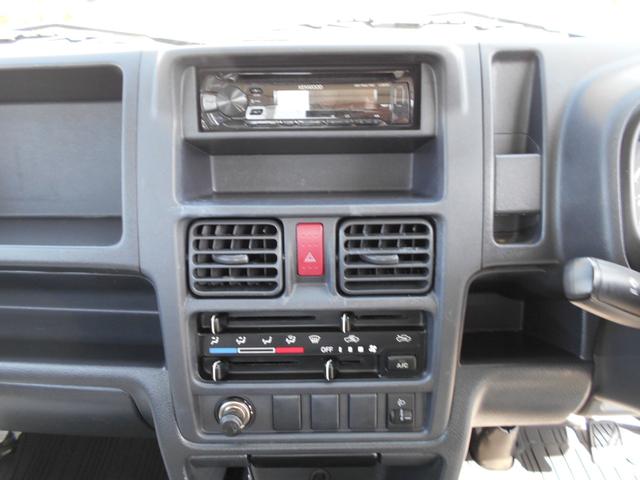DX 5速マニュアル 走行28100Km台 車検整備付 ゲートプロテクター エアコン パワステ 三方開 鳥居アングル CDプレーヤー 安全ボディ 運転席エアバッグ USB入力端子 修復歴無し(16枚目)