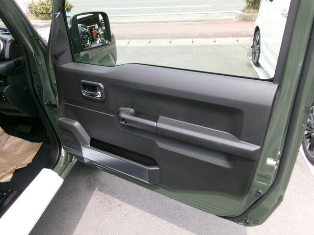 ジムニー ＸＣ　４ＷＤ　ターボ　届出済未使用車　禁煙車　クルーズコントロール　クリアランスソナ－　ＬＥＤヘッドライト　オートライト　シ－トヒ－タ－　アイドリングストップ付　イモビライザー　スマートキー　アルミ（20枚目）