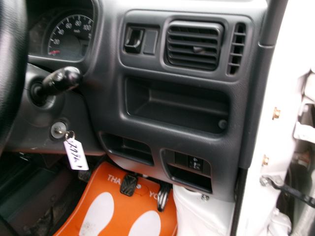 スクラムトラック ＫＣスペシャル　４ＷＤ　５速　ワンオーナー走行距離２２３００ｋｍ（31枚目）