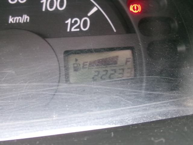 スクラムトラック ＫＣスペシャル　４ＷＤ　５速　ワンオーナー走行距離２２３００ｋｍ（37枚目）