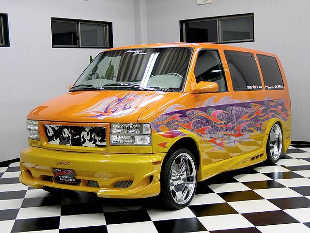 シボレー シボレーアストロ XENON社製デモカー コブラバン シボレー シボレーアストロ XENON社製デモカー コブラバン