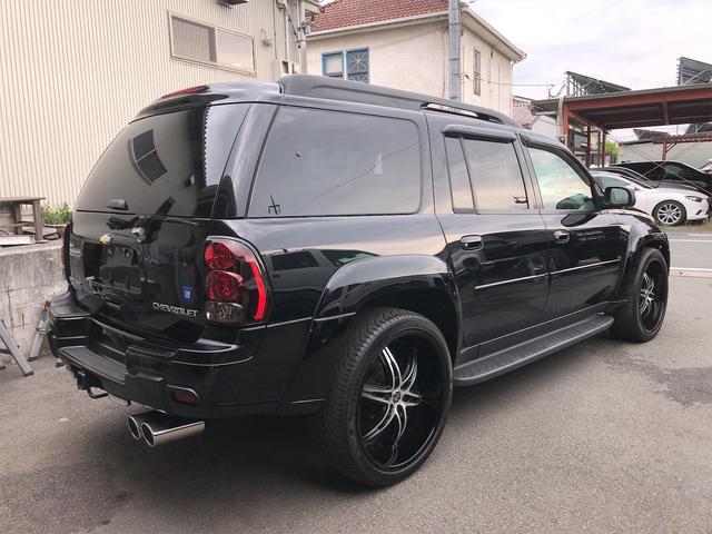 EXT LTZ 後期モデル上級グレード V8ボーテックエンジン 5.3L ロングボディー3列シート 24インチアルミ オーバーフェンダー フルカスタム 1ナンバー(39枚目)