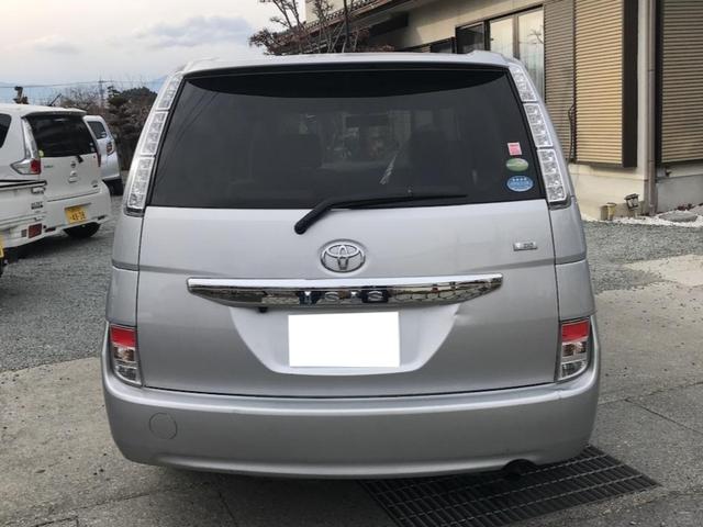 TOYOTA ISIS G