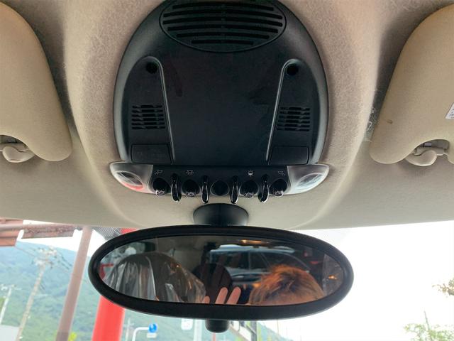 クーパー クロスオーバー パナソニックポータブルナビ フルセグ キセノンライト ETC車載器17インチアルミ 5人乗り(26枚目)