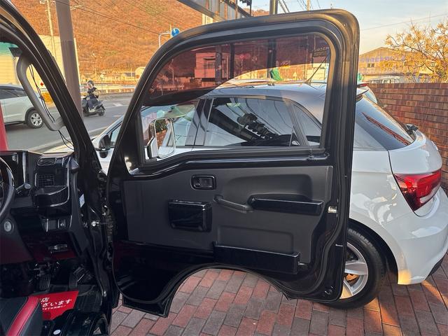 ハイゼットトラック ジャンボ ジャンボ 4WD デフロック付 LEDヘッド エアコン パワステ パワーウインド ワイドサイドバイザー 14インチ社外アルミ&マッドタイヤ ドライブレコーダー ETC 社外ステアリング シートカバー(21枚目)