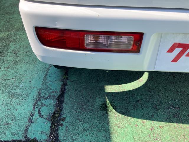 ハイゼットカーゴ スペシャル オートマ 両側スライドドア エアコン パワーステアリング 運転席・助手席エアバッグ ドアバイザー ラジオ シガーライター 衝突安全ボディ 走行距離7.4万キロ 車検整備付き 修復歴無し ホワイト(17枚目)