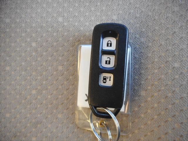 N-BOX G・Lパッケージ 純正ナビ・ワンセグ(Bluetooth対応)バックカメラ 左電動スライドドア ステアリングスイッチ アイドリングストップ ETC車載器 プッシュスタート 純正14インチアルミ(32枚目)