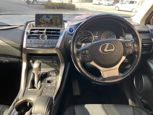 NX NX300h バージョンL 4WD ナビTV バックカメラ ETC パワーシート クルーズコントロール レーンアシスト クリアランスソナー プッシュスタート ブレーキホールドシステム 電動パーキングブレーキ(17枚目)
