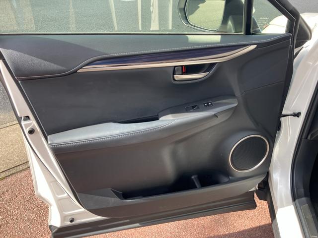 NX NX300h バージョンL 4WD ナビTV バックカメラ ETC パワーシート クルーズコントロール レーンアシスト クリアランスソナー プッシュスタート ブレーキホールドシステム 電動パーキングブレーキ(42枚目)