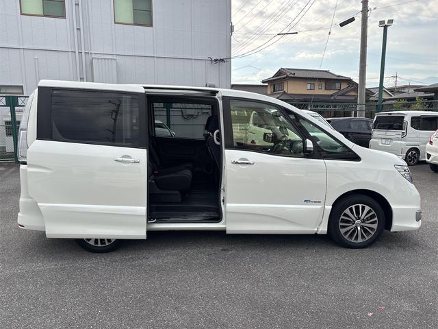 セレナ ハイウェイスター Vセレ+セーフティ SHV Aセフ ナビ・TV ETC車載器 Bluetooth 両側電動スライドドア アラウンドビューモニター LED 三列シート 後席モニター アイドリングストップ 電動格納ミラー 衝突安全ボディー 盗難防止システム(12枚目)