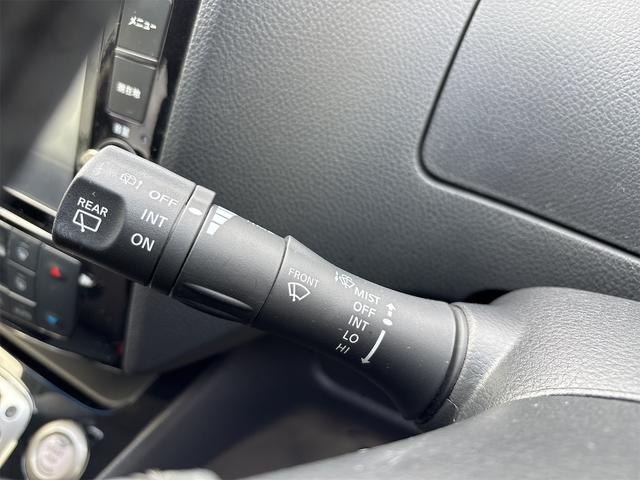 セレナ ハイウェイスター Vセレ+セーフティ SHV Aセフ ナビ・TV ETC車載器 Bluetooth 両側電動スライドドア アラウンドビューモニター LED 三列シート 後席モニター アイドリングストップ 電動格納ミラー 衝突安全ボディー 盗難防止システム(30枚目)