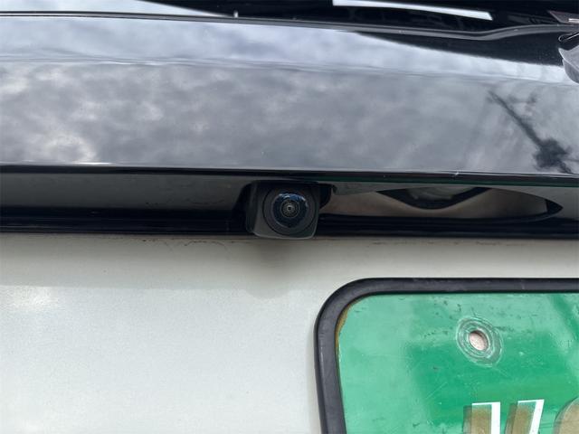 フィット １３Ｇ・スマートセレクション　ファインスタイル　ナビ・ＴＶ　Ｂｌｕｅｔｏｏｔｈ　ＥＴＣ車載器　バックカメラ　ＨＩＤヘッドライト　オートライト　フルフラット　スマートキー　ドアバイザー　ウインカーミラー　衝突安全ボディ　盗難防止システム（22枚目）