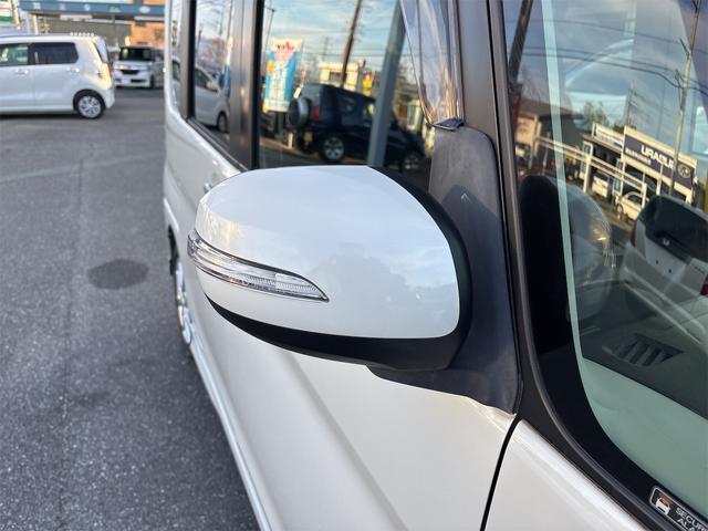 タント カスタムＸ　ＳＡ　両側電動スライドドア　純正ナビ・ＴＶ　Ｂｌｕｅｔｏｏｔｈ　ＥＴＣ　バックカメラ　アイドリングストップ　ＬＥＤ　ドアバイザー　電動格納ミラー　衝突被害軽減システム　衝突安全ボディー　盗難防止システム（7枚目）