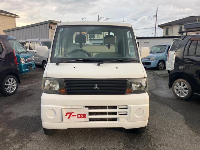 ミニキャブトラック ＶＸ－ＳＥ　４ＷＤ　エアコン　パワステ　５速マニュアル車　車検令和９年６月　タイミングベルト交換済　４ＷＤ切替スイッチ　高低２段切替　作業灯　三方開　　鳥居アングル（3枚目）