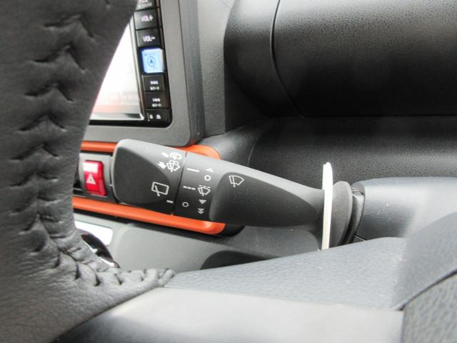 タント ファンクロスターボ　メーカー保証　純正ナビ　バックカメラ　フルセグＴＶ　Ｂｌｕｅｔｏｏｔｈ　ＤＶＤビデオ　スマートアシスト　ＬＥＤライト　両側パワースライドドア　シートヒーター　クリアランスソナー　プッシュスタート（22枚目）
