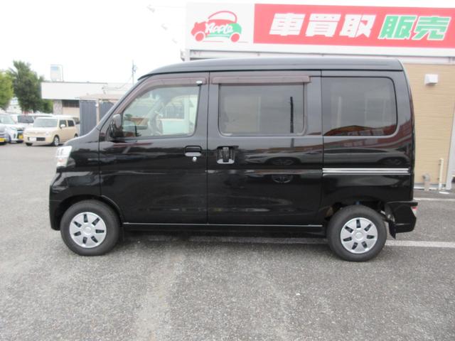 ハイゼットカーゴ クルーズターボＳＡＩＩＩ　４ＷＤ　１年走行無制限保証　除菌シートクリーニング　スマートアシスト３　オートハイビーム　ＬＥＤライト　純正ナビ　フルセグＴＶ　Ｂｌｕｅｔｏｏｔｈ　ＤＶＤビデオ　両側スライドドア　ＥＴＣ　キーレス（3枚目）