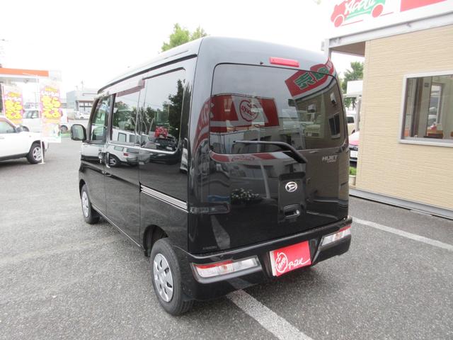 ハイゼットカーゴ クルーズターボＳＡＩＩＩ　４ＷＤ　１年走行無制限保証　除菌シートクリーニング　スマートアシスト３　オートハイビーム　ＬＥＤライト　純正ナビ　フルセグＴＶ　Ｂｌｕｅｔｏｏｔｈ　ＤＶＤビデオ　両側スライドドア　ＥＴＣ　キーレス（4枚目）