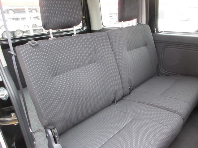 ハイゼットカーゴ クルーズターボＳＡＩＩＩ　４ＷＤ　１年走行無制限保証　除菌シートクリーニング　スマートアシスト３　オートハイビーム　ＬＥＤライト　純正ナビ　フルセグＴＶ　Ｂｌｕｅｔｏｏｔｈ　ＤＶＤビデオ　両側スライドドア　ＥＴＣ　キーレス（28枚目）