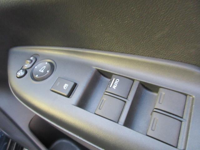 シャトル ハイブリッドX ホンダセンシング 1年走行無制限保証 除菌シートクリーニング 純正8インチナビ バックカメラ フルセグTV Bluetooth DVDビデオ LEDヘッドライト アダプティブクルーズ シートヒーター プッシュスタート(28枚目)