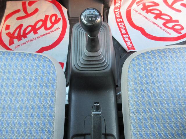 アクティトラック SDX 1年走行無制限保証 除菌シートクリーニング パワステ エアコン エアバック 荷台ライト フォグライト 5速マニュアル車 社外12インチアルミホイール ETC(11枚目)